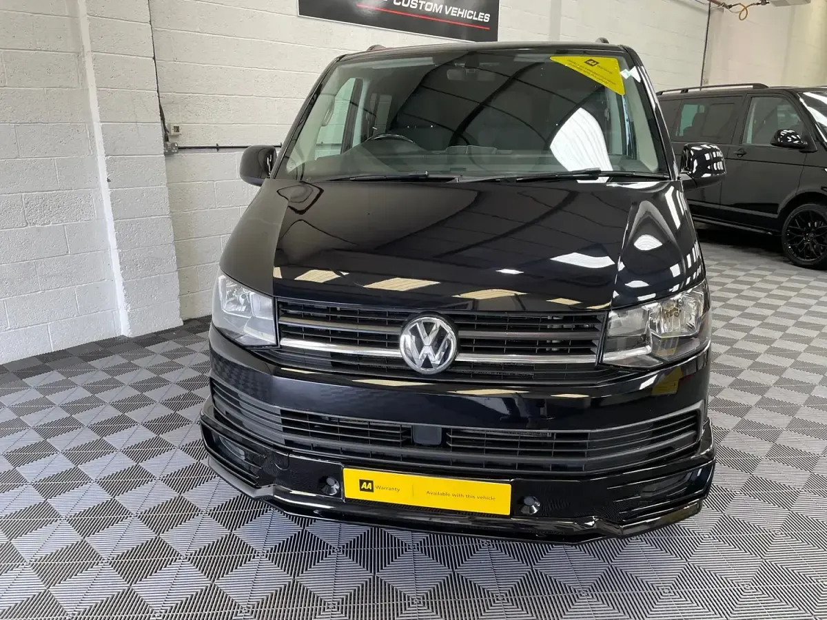Used VW T6.1 Highline 150 HP (110 kW) 2019 Black Van