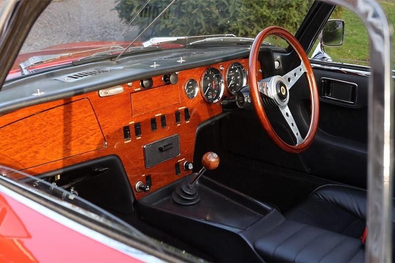 Used Lotus Elan 2018 Red