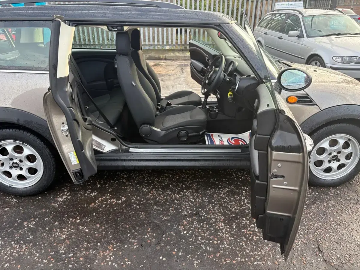 Used Mini Cooper Clubman 2012 Silver Estate