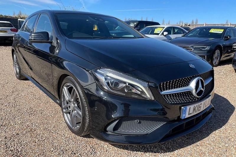Used Mercedes A180 AMG Line Premium Plus 122 HP (89 kW) 2016