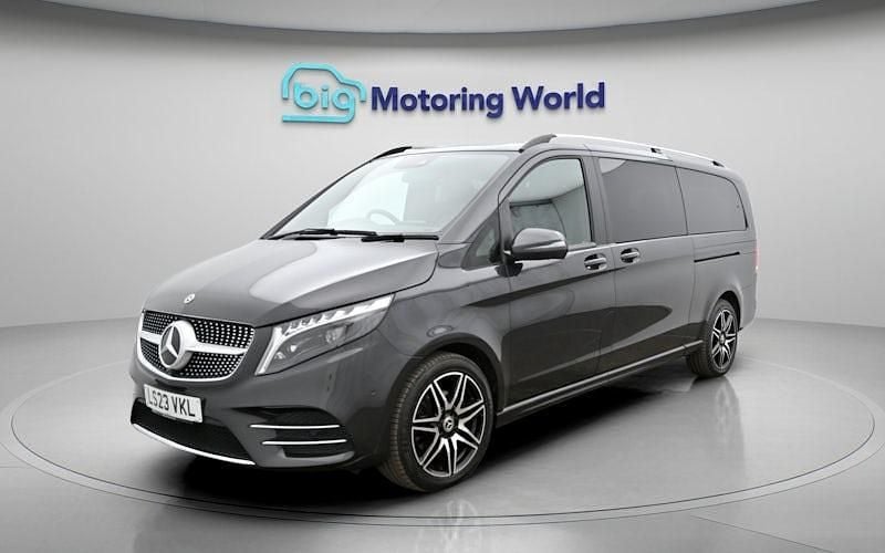 Used Mercedes V300 AMG line 237 HP (174 kW) 2023 Grey MPV