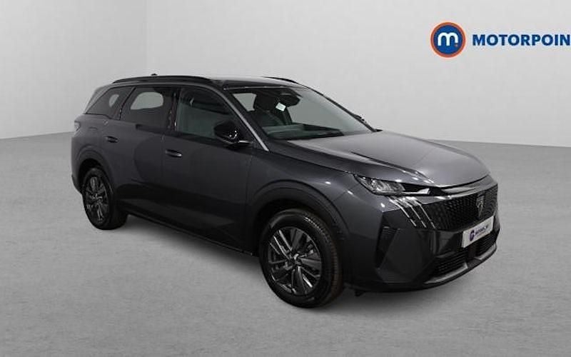 Second-hand Peugeot 5008 Allure 145 CP (106 kW) 2025 SUV