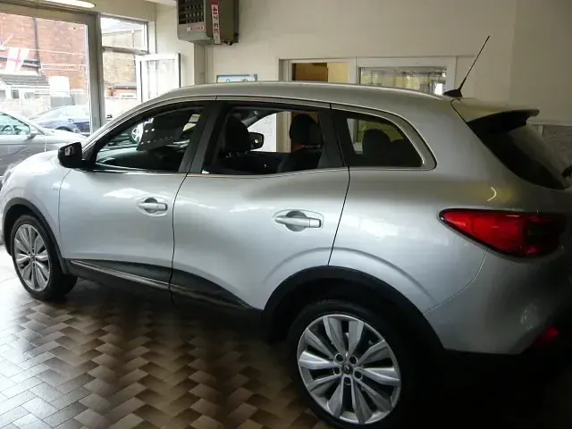 Used Renault Kadjar Signature 130 HP (95 kW) 2018 Silver SUV