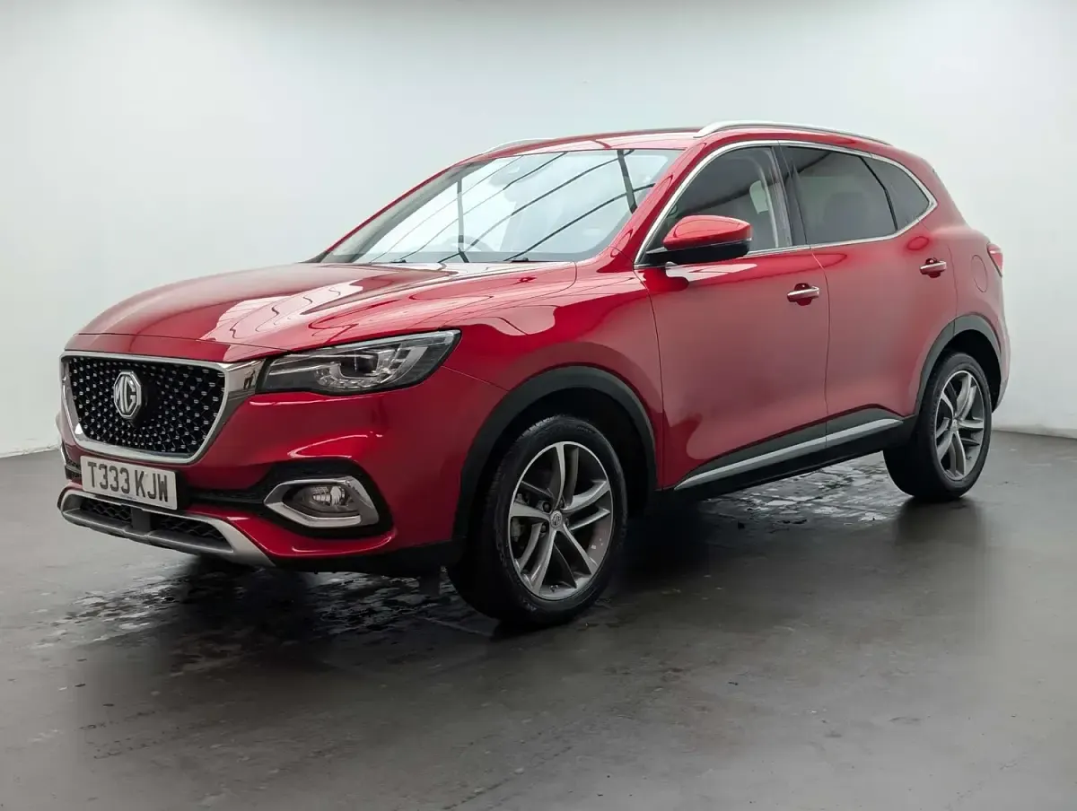 Used MG HS Exclusive 162 HP (119 kW) 2023 Red SUV
