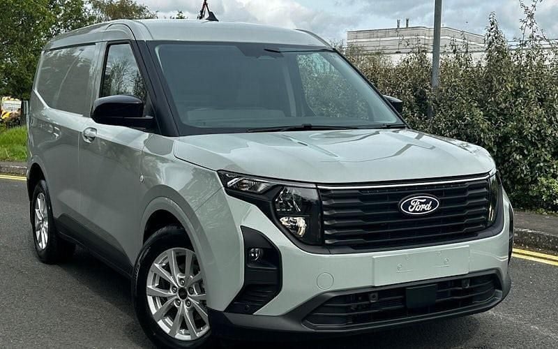 New Ford Transit Limited 101 HP (74 kW) 2026 Van