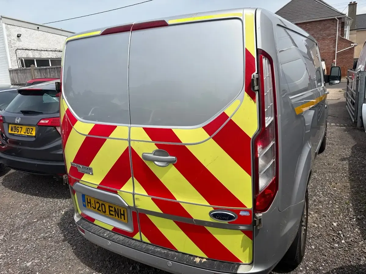 Used Ford Transit Custom Limited 130 HP (95 kW) 2020 Silver Van