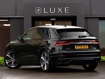 Used Audi Q8 Comfort 286 HP (210 kW) 2020 Black SUV