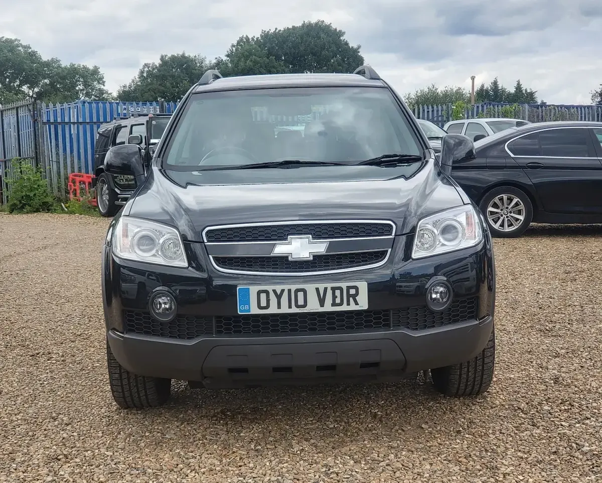Used Chevrolet Captiva LT 2010 Black SUV