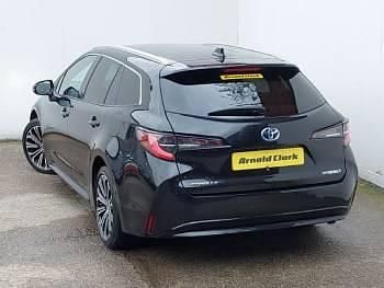 Used Toyota Corolla 122 HP (89 kW) 2023 Black Estate