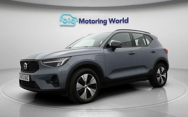 Used Volvo XC40 Plus 211 HP (155 kW) 2023 Grey SUV