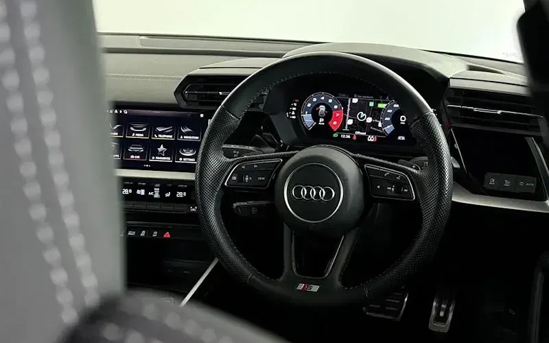 Used Audi A3 Sportback S-Line 150 HP (110 kW) 2020 White Hatchback