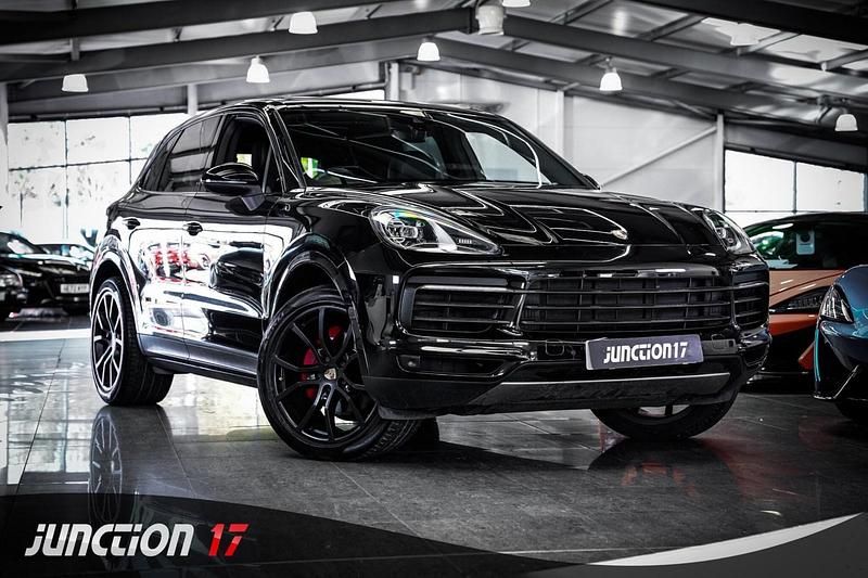 Black Used 2018 Porsche Cayenne SUV | £30,988 (Good price) - Image 1/2