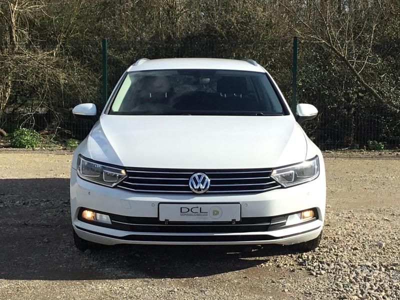 Used VW Passat SE 2015 White Estate