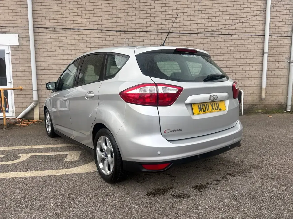 Second-hand Ford C-MAX Zetec 2011 Argintiu Monovolum