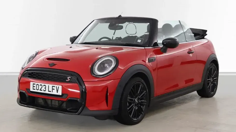 Used Mini Cooper S Exclusive 176 HP (129 kW) 2023 Red Hatchback