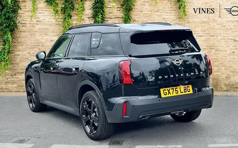 Used Mini Countryman Classic 170 HP (125 kW) 2025 Black SUV
