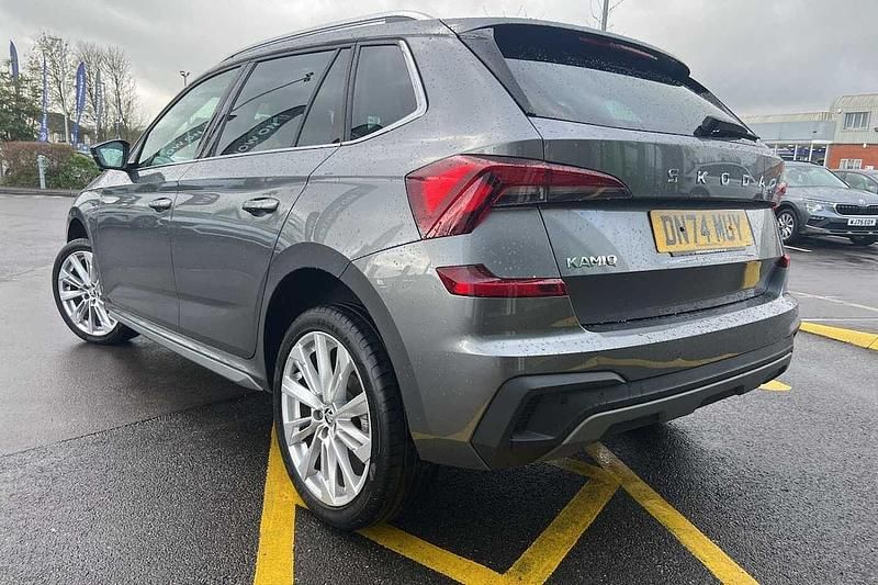 Used Skoda Kamiq SE L 110 HP (80 kW) 2024 Graphite grey metallic SUV