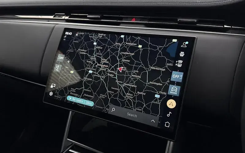 Used Land Rover Range Rover HSE 460 HP (338 kW) 2024 Grey SUV