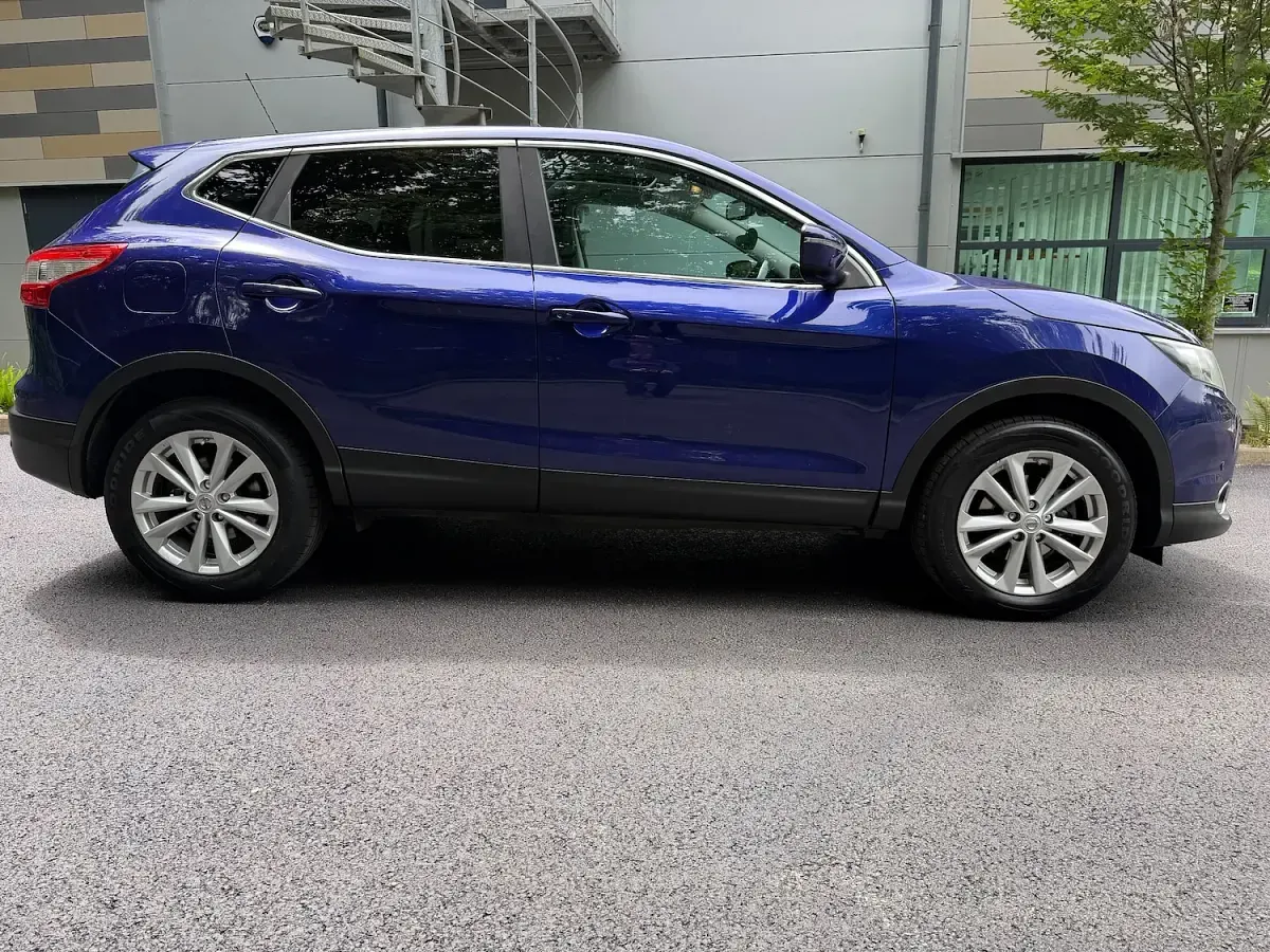 Used Nissan Qashqai Acenta Premium 115 HP (84 kW) 2014 Blue SUV