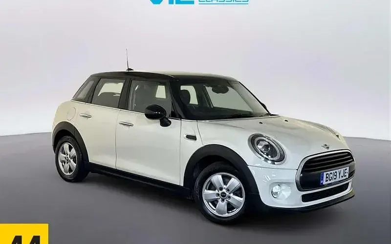 Used Mini Cooper Classic 136 HP (100 kW) 2019 Hatchback