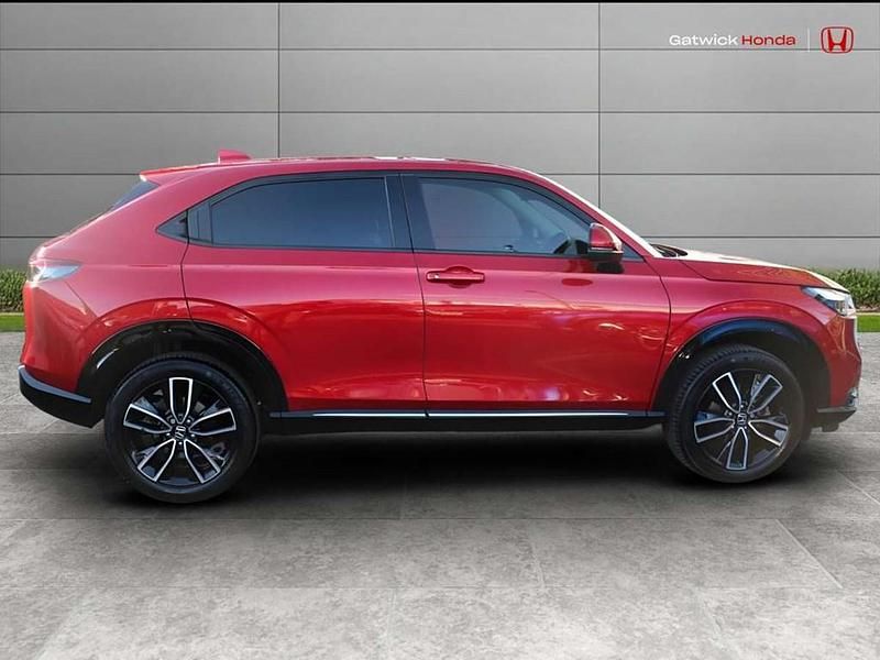 Used Honda HR-V Advance 152 HP (111 kW) 2022 Red SUV