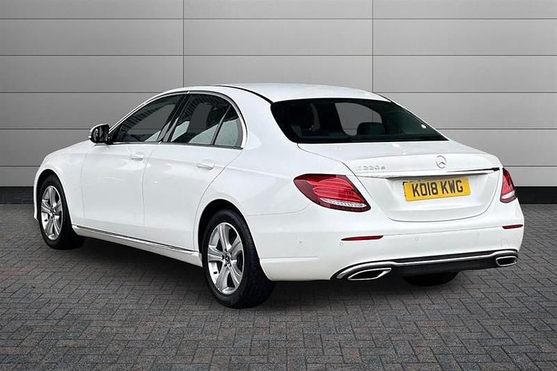 Used Mercedes E220 SE 194 HP (142 kW) 2018 Polar white Sedan