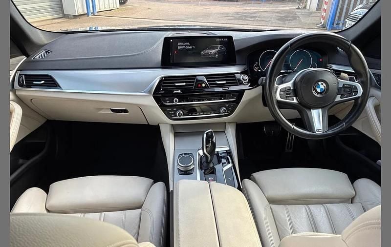 Used BMW 520 M Sport 187 HP (137 kW) 2018 Black Sedan