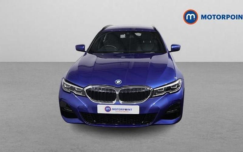 Used BMW 330e M Sport 292 HP (214 kW) 2021 Blue Estate