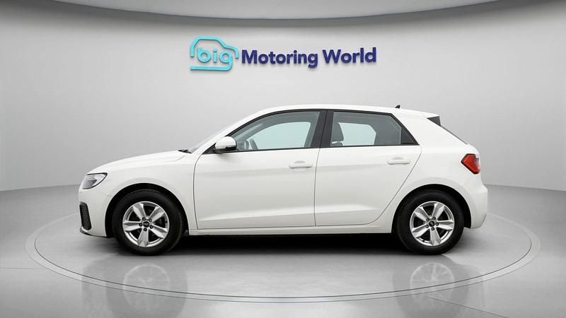 Begagnad Audi A1 2023 Vit SUV