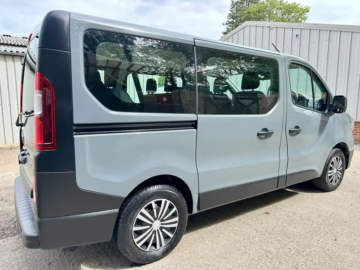 Used Renault Trafic Business 2023 Grey MPV