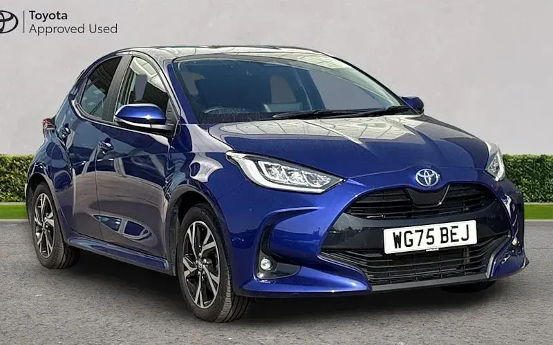 Used Toyota Yaris Design 116 HP (85 kW) 2025 Hatchback
