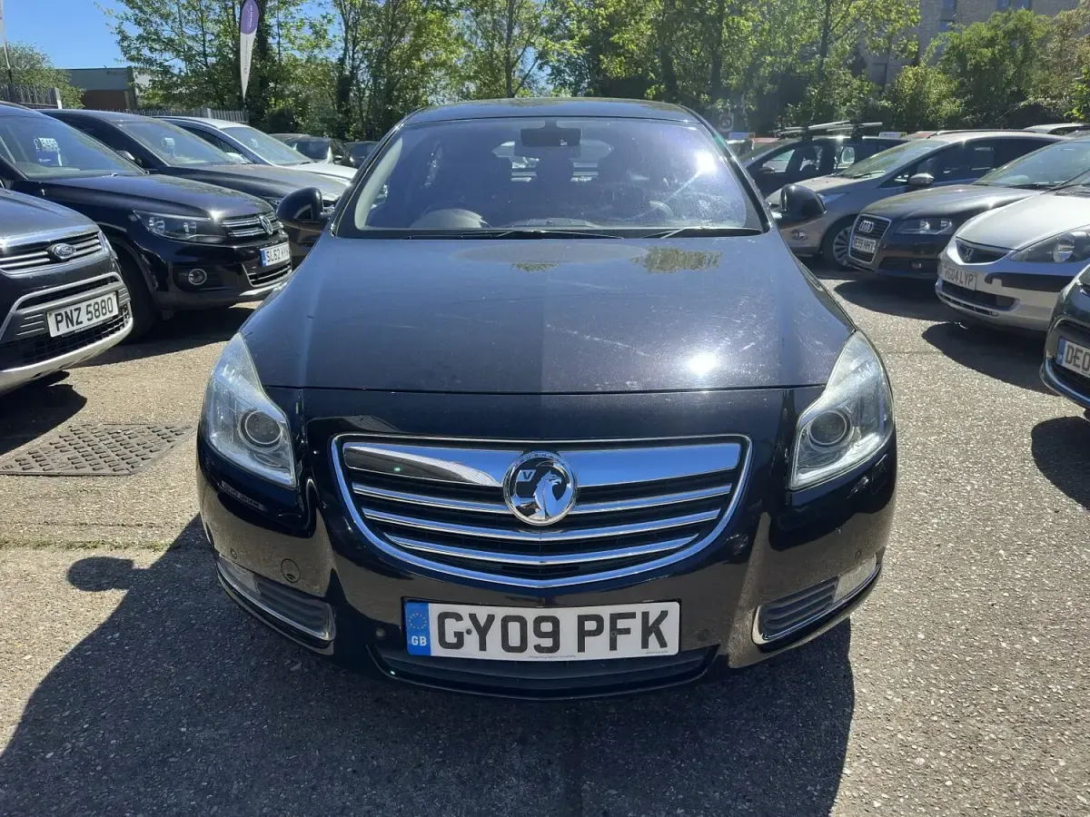 Used Vauxhall Insignia Elite 160 HP (117 kW) 2009 Black Hatchback