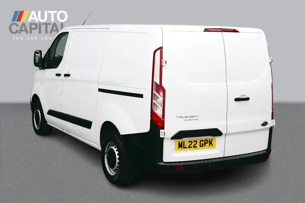 Used Ford Transit Custom 105 HP (77 kW) 2022 White Van