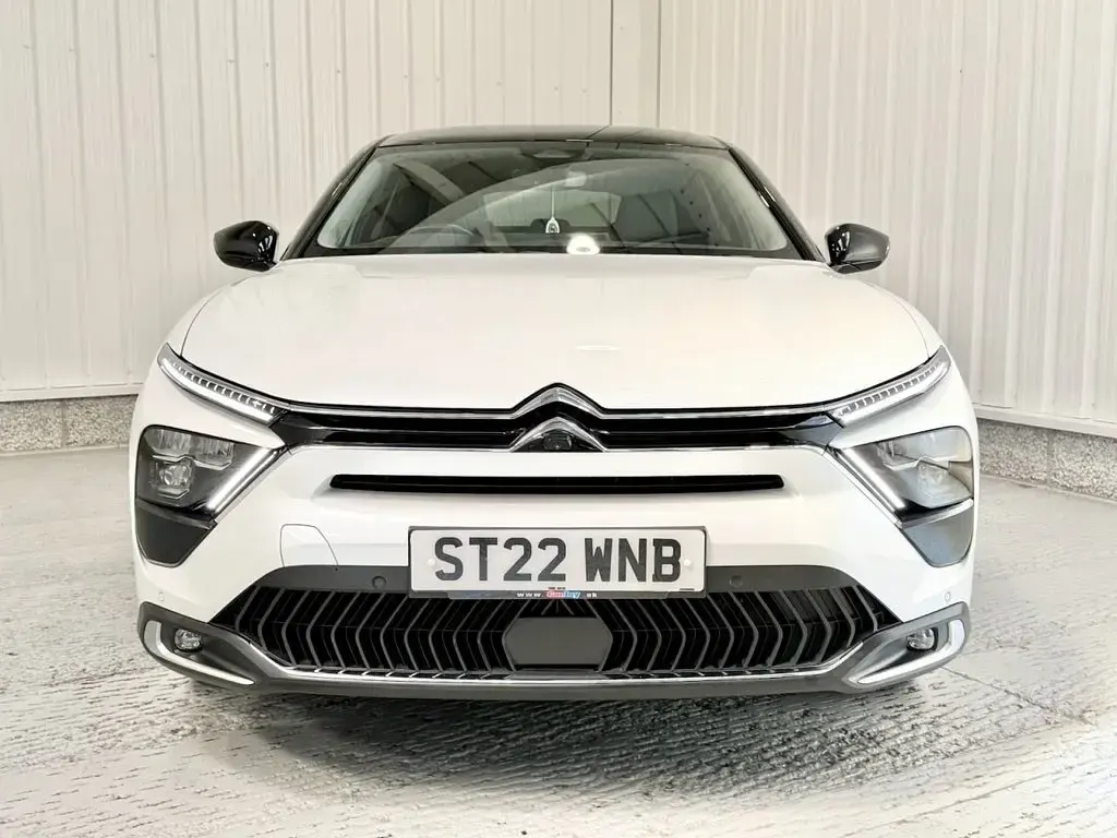 Used Citroën C5 X Shine 225 HP (165 kW) 2022 White Estate