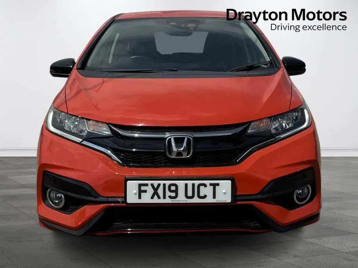 Used Honda Jazz Sport 130 HP (95 kW) 2019 Orange Hatchback