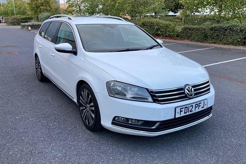 White Used 2012 VW Passat Sportline Estate | £2,495 (Fair price) - Image 1/1