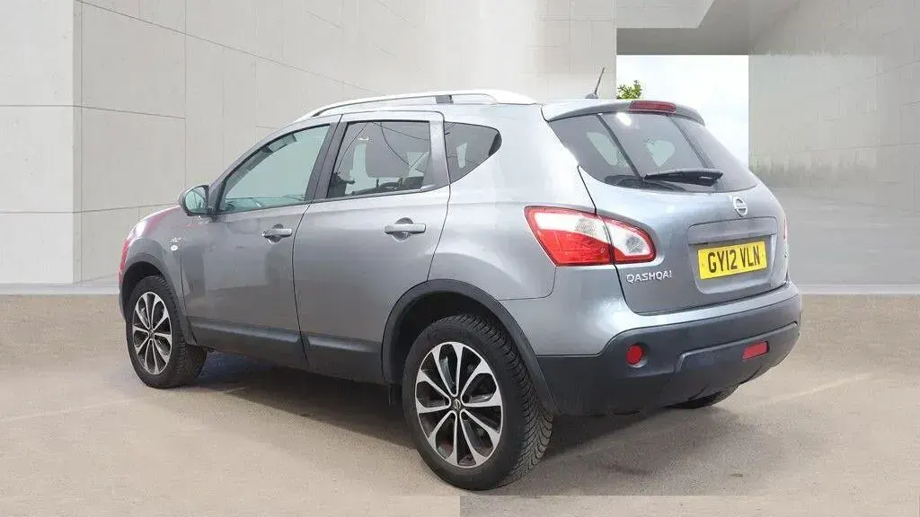 Used Nissan Qashqai N-TEC 110 HP (80 kW) 2012 Grey SUV
