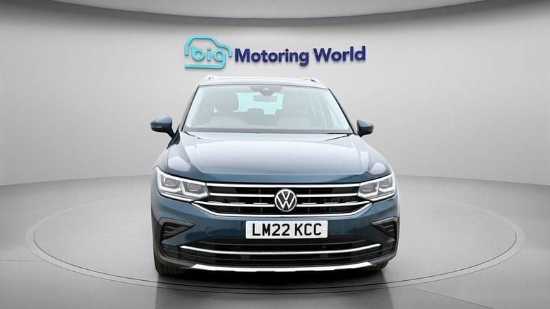 Used VW Tiguan Elegance 150 HP (110 kW) 2022 Blue SUV