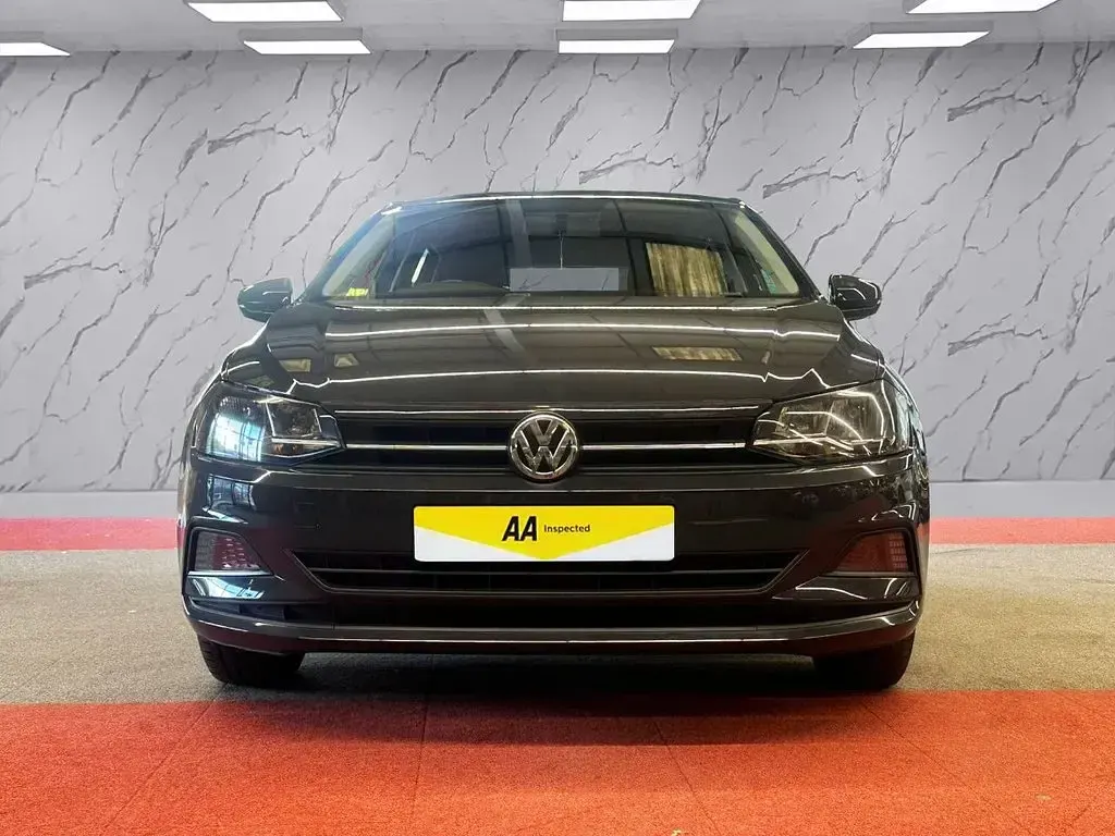 Used VW Polo SE 80 HP (58 kW) 2019 Grey Hatchback