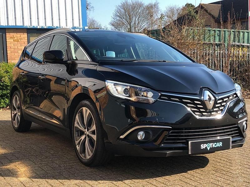 Used Renault Grand Scénic IV Dynamique 108 HP (79 kW) 2017 Black MPV