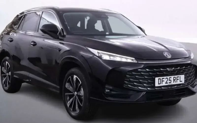 Used MG HS SE 170 HP (125 kW) 2025 SUV