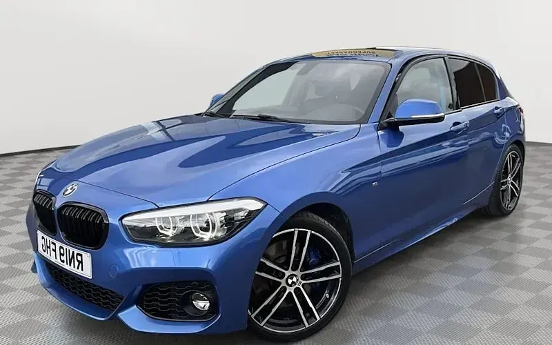 Used BMW 118 Efficient Dynamics 136 HP (100 kW) 2019 Blue Hatchback