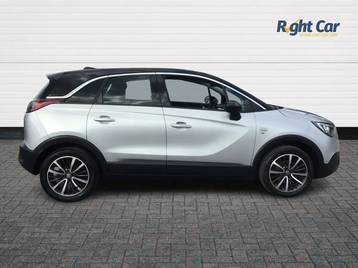 Used Vauxhall Crossland X Elite 120 HP (88 kW) 2018 Silver SUV