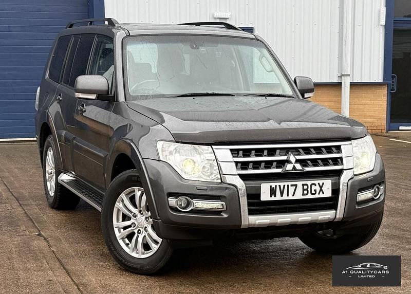 Used Mitsubishi Shogun 187 HP (137 kW) 2017 Grey SUV