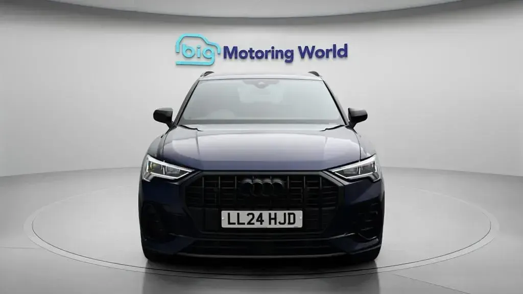 Used Audi Q3 Black Edition 245 HP (180 kW) 2024 Blue SUV