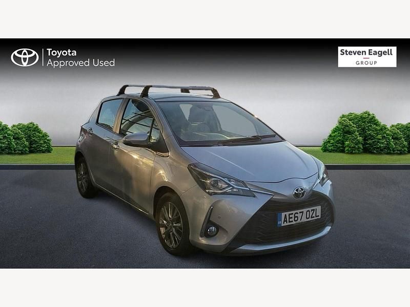 Used Toyota Yaris 111 HP (81 kW) 2017 Silver Hatchback