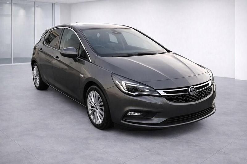 Used Vauxhall Astra Elite 200 HP (147 kW) 2018 Grey Hatchback