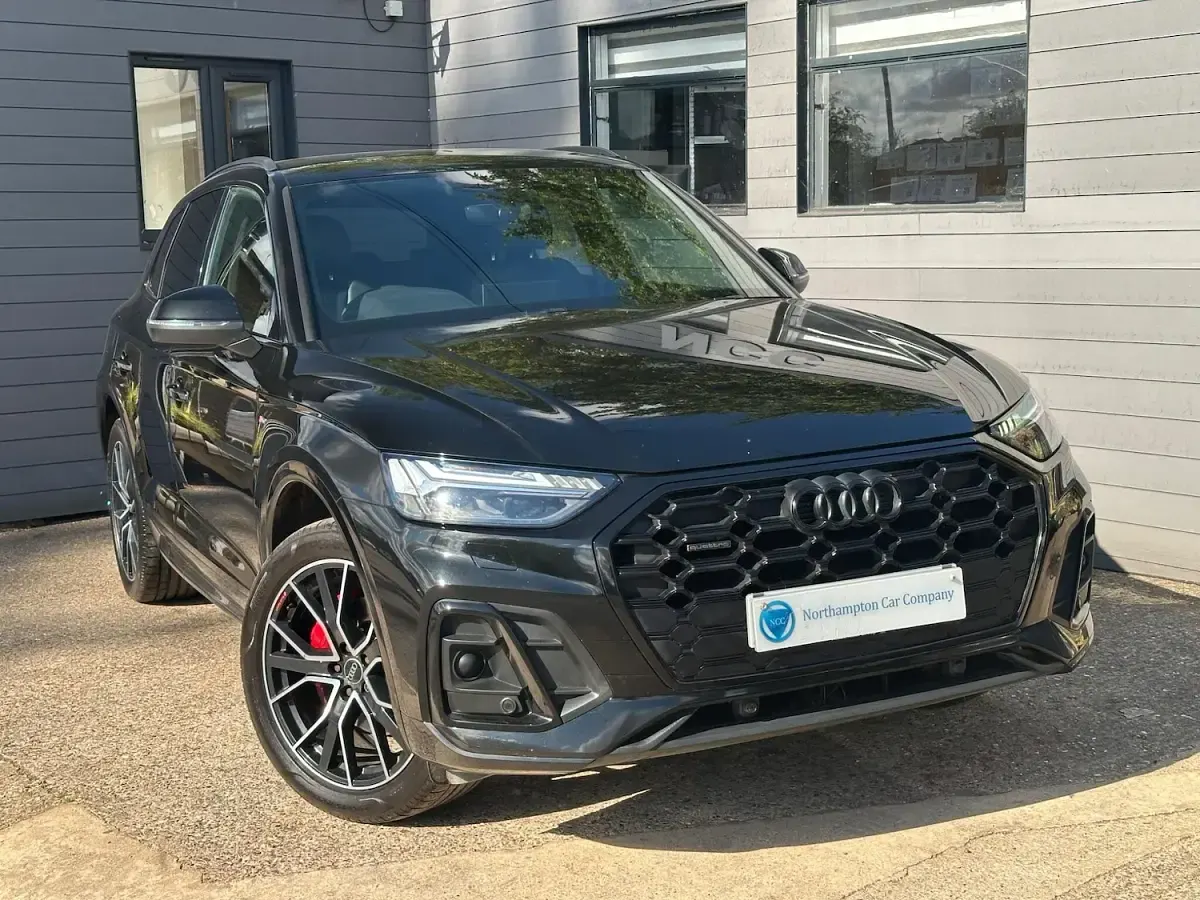 Used Audi Q5 Comfort 204 HP (150 kW) 2021 Black SUV