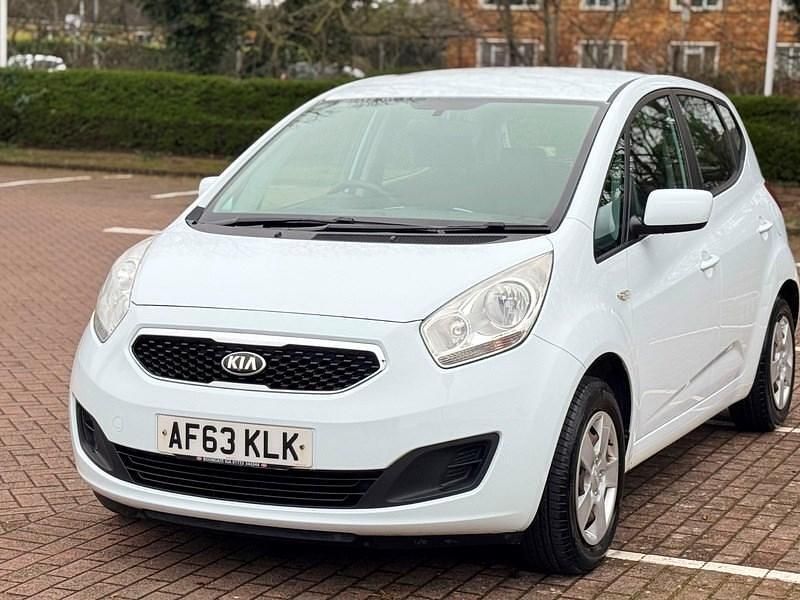 Used Kia Venga 89 HP (65 kW) 2013 White Hatchback