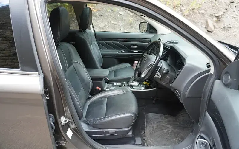 Used Mitsubishi Outlander P-HEV 203 HP (149 kW) 2016 Estate